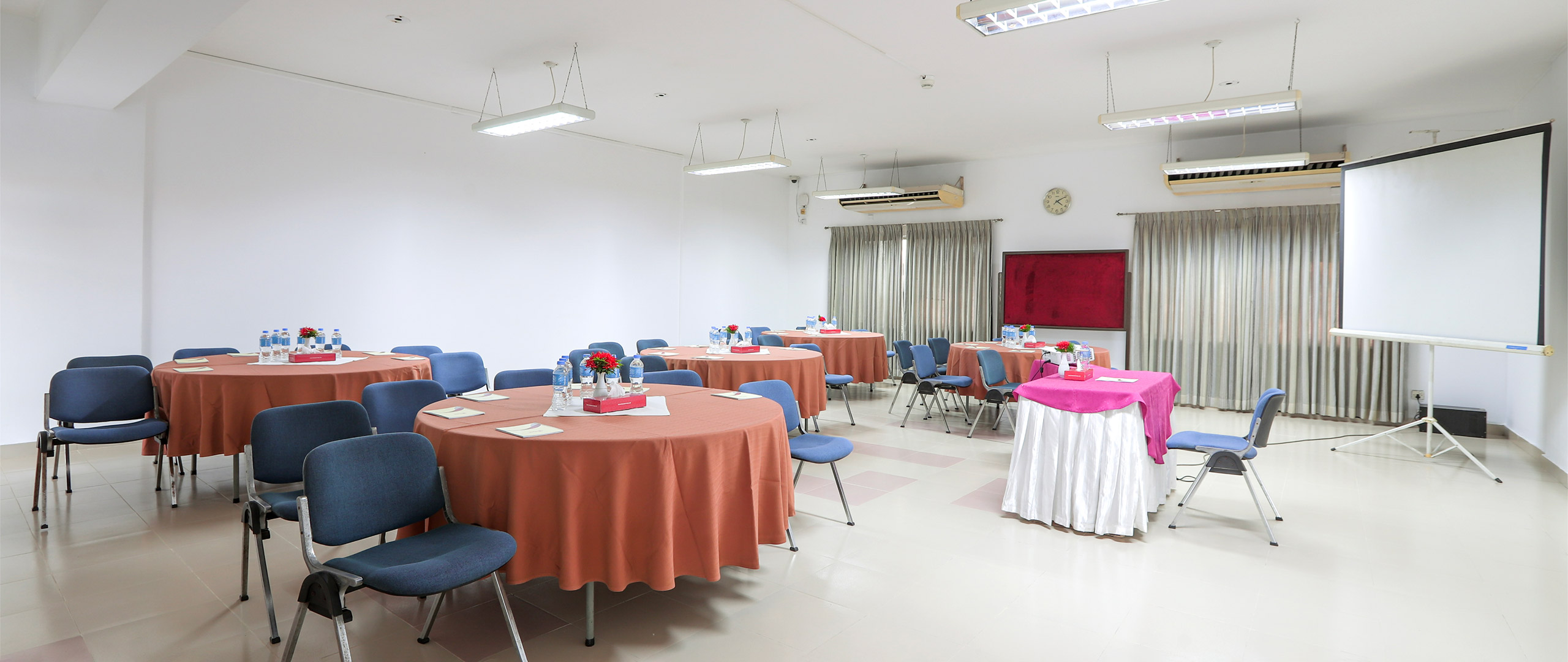 Meeting Room Virtual Tour