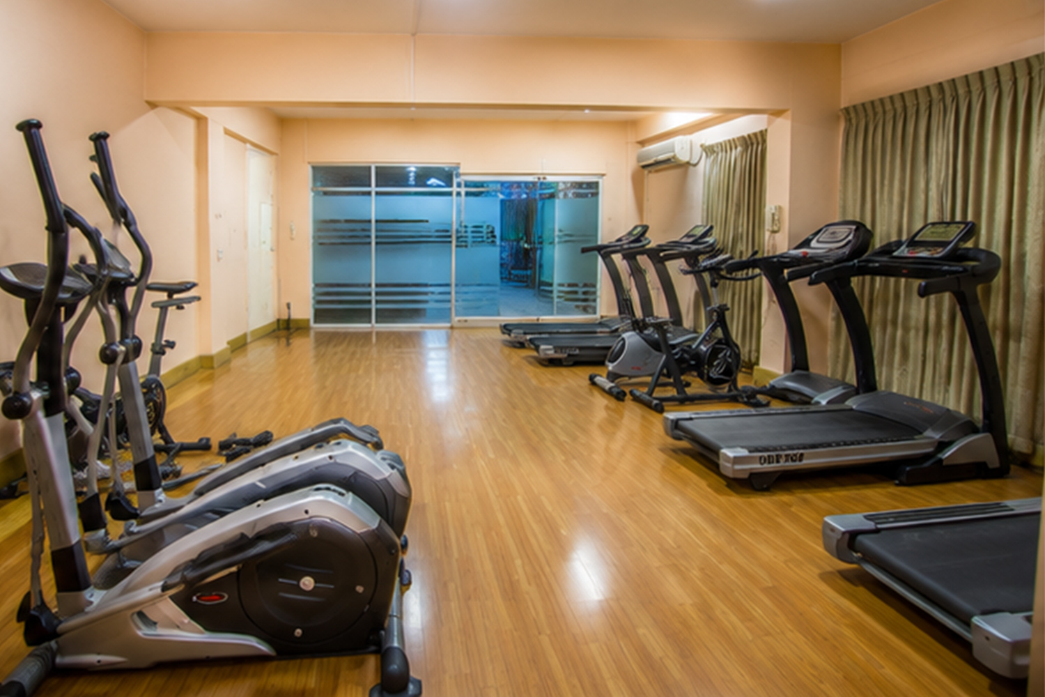 bcdm-savar-gym03